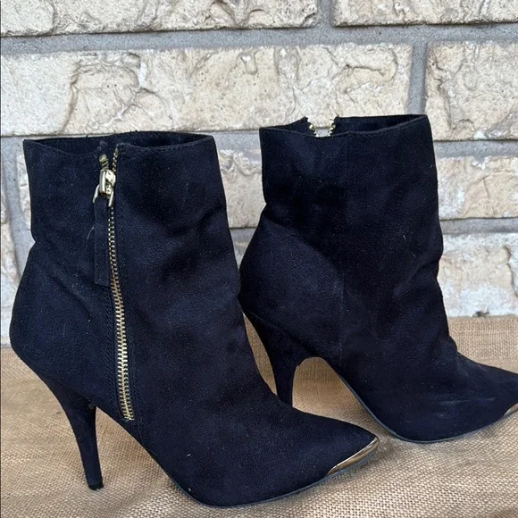 Elegant Black Suede Ankle Boots just Fab Size 6 - Picture 6 of 9